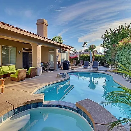 Whitehawk At Palm Desert
